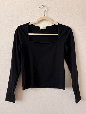 Square Neck Black Long-Sleeve Top